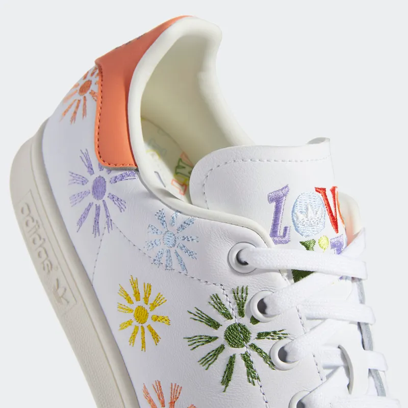 Adidas Stan Smith Pride Cloud White / True Pink / Off White (GW2417)