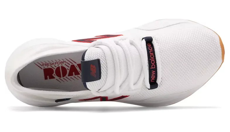 new-balance-fresh-foam WROAVSAM