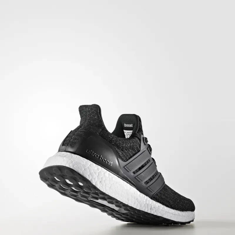 adidas Ultra Boost 3.0 Core Black (W) Core Black/Black/Dark Shale (S80682)
