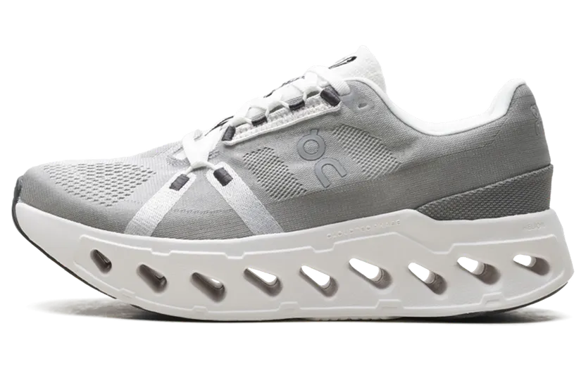 On Cloudeclipse M (alloy / white) – 3MD30092547