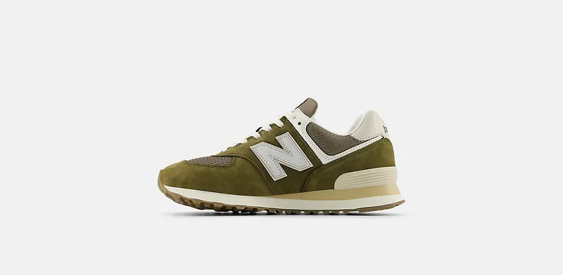 New Balance 574 “Calcium Dark Silver Metallic” (U5742RG)
