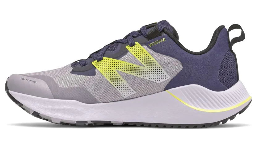 new-balance-sneaker WTNTRMG4