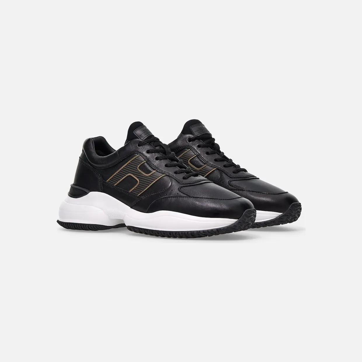 Hogan Interaction Black (HXM5450DP01QEQB999)