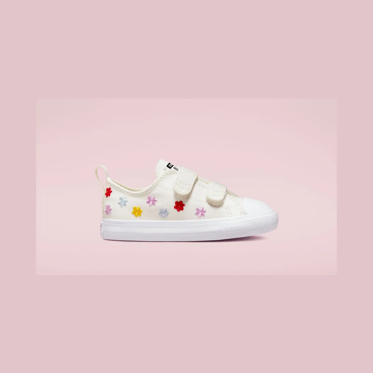 converse-chuck-taylor-all-star A02213C