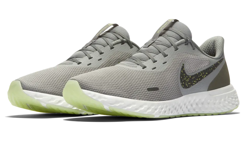 nike-revolution CD0302-001