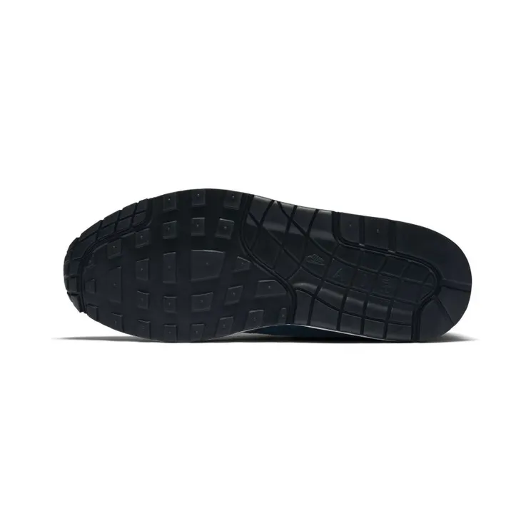 nike-air-max 881101-001