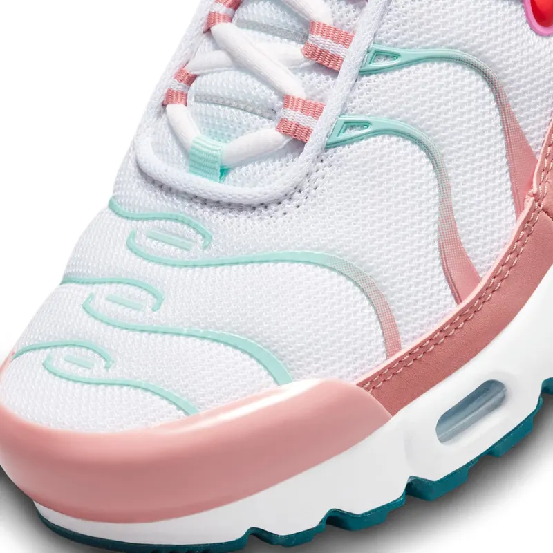 Nike Air Max Plus White / Red Stardust / Jade Ice (CD0609-110)