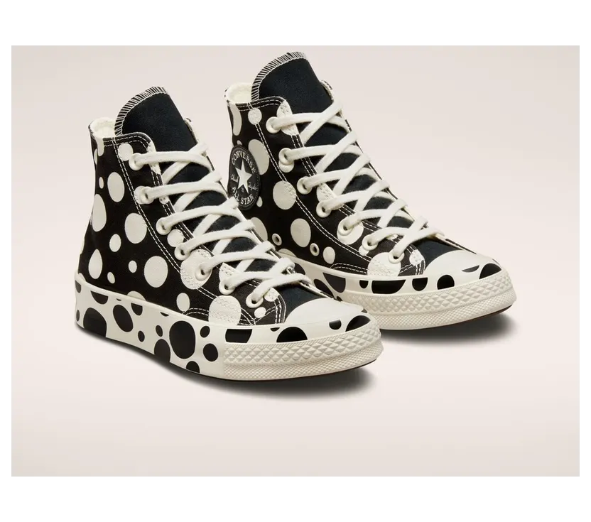 converse-chuck-taylor-all-star A01182C