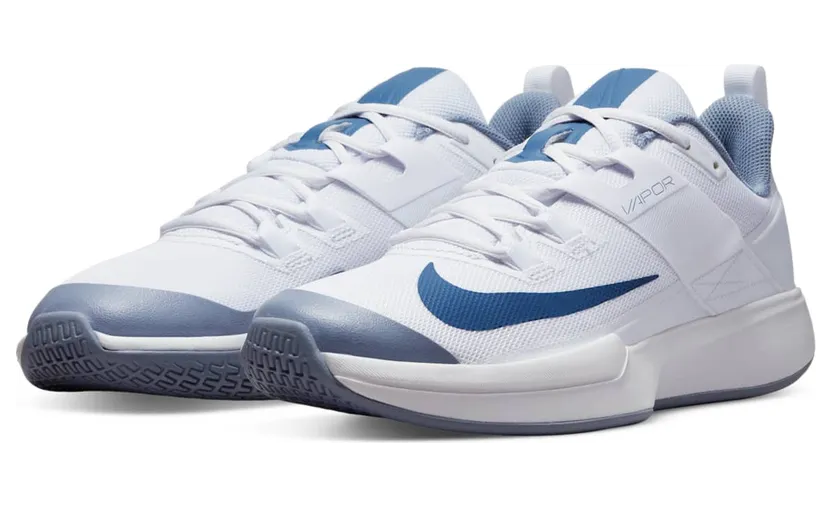 nikecourt DC3432-111