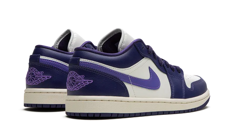 Jordan 1 Low Sky J Purple (DC0774-502)