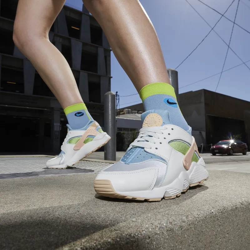 Nike Air Huarache SE Grey (DQ0117-100)