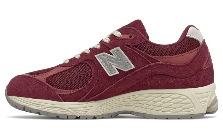 new-balance-2002r M2002RHA