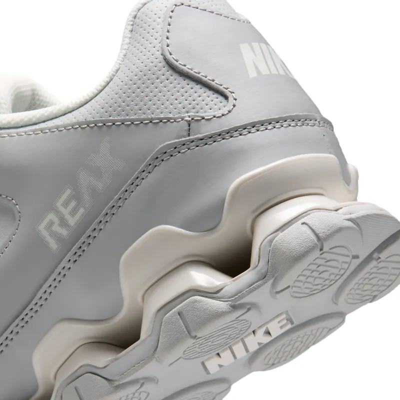 Nike Reax 8 Grey Fog / Black / Sail (621716-041)