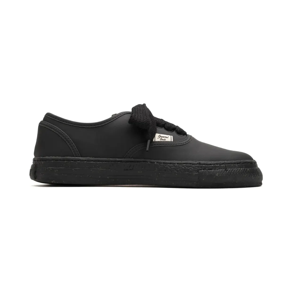 general-scale-sneaker S13FW706