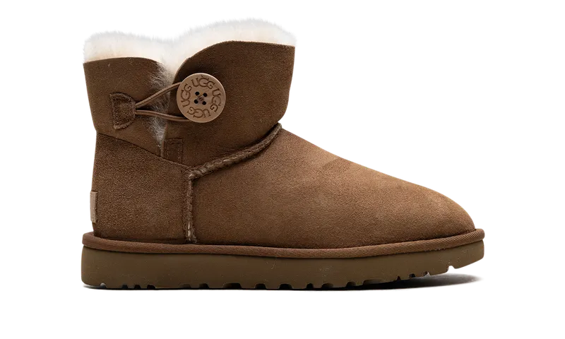 Ugg MINI BAILEY BUTTON II “Chestnut” (1016422-CHE)