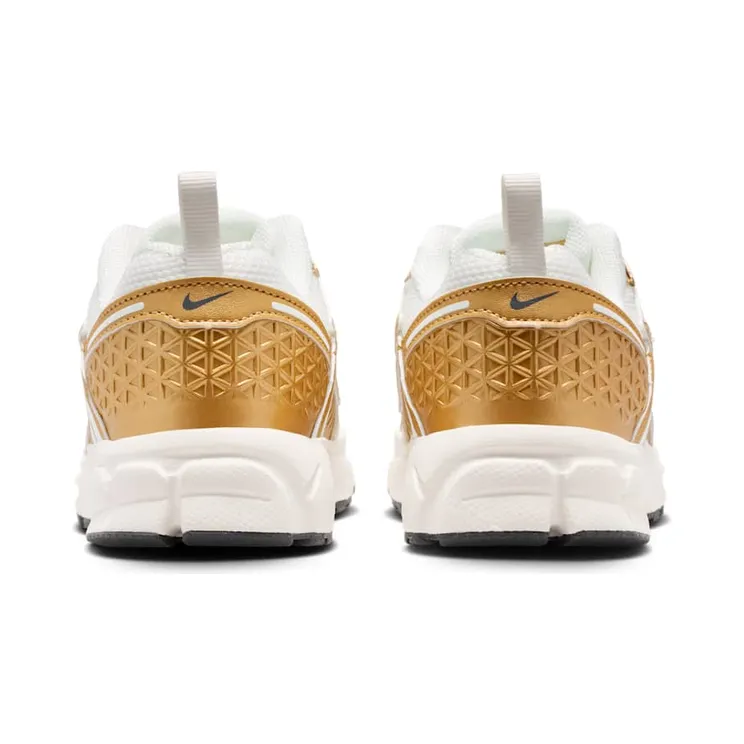 nike-vomero IV2595-133