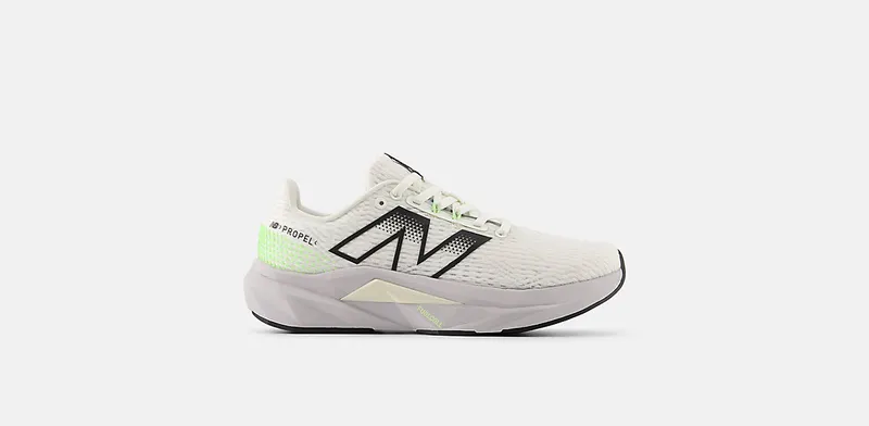 New Balance FuelCell Propel v5 Sea Salt Mint Flash Pearl Grey (WFCPRCG5)
