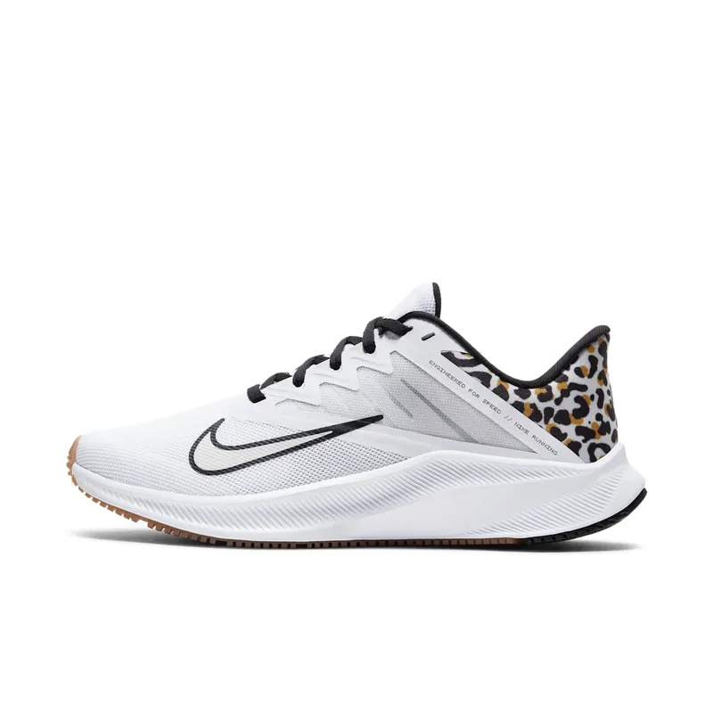 Nike Quest 3 Premium “White / Light Bone / Gum Light Brown / Black” (CV0149-110)