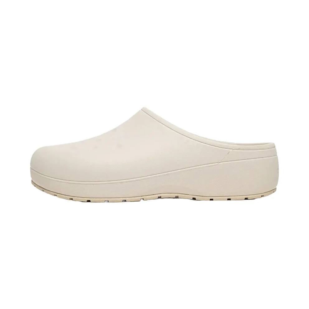 Crocs Classic Energy Clog “Stucco” (209968-160)