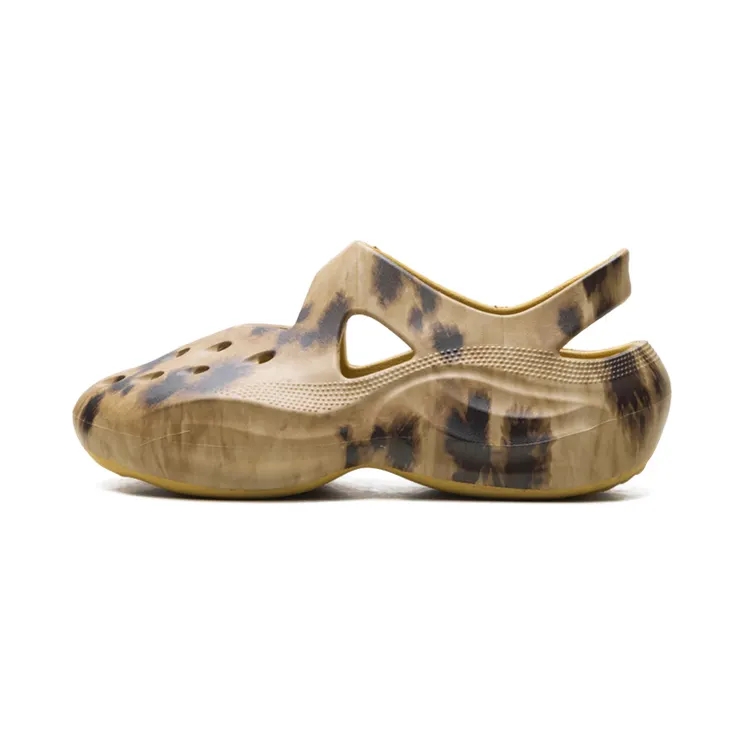Crocs Diffuser “Dingyun Zhang – Desert Grass” (209552-76A)