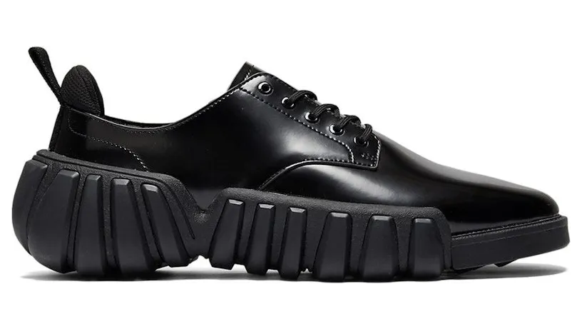 onitsuka-tiger-sneaker 1183C326-001