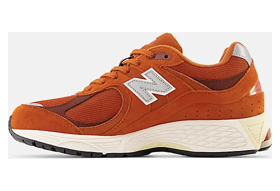 new-balance-2002r M2002RCB