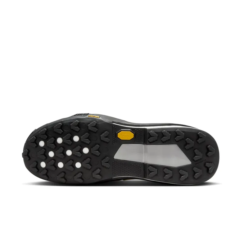 Nike Zegamadome SP “sacai – Matte Silver Yellow” (HQ8618-002)