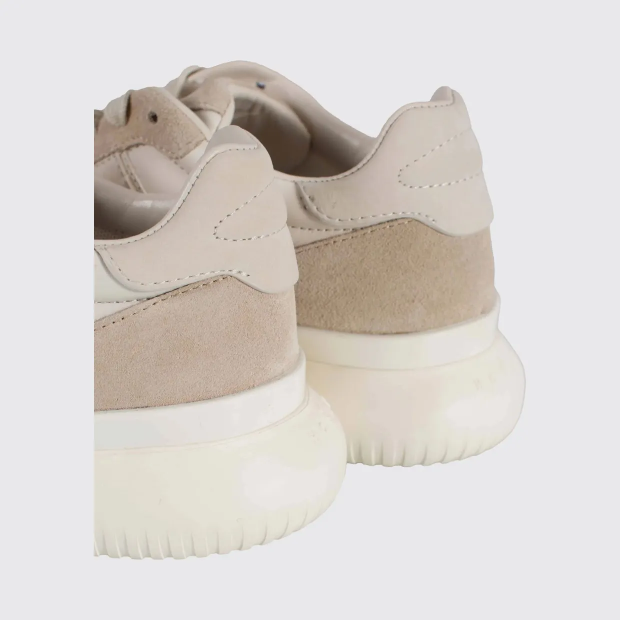 Hogan H709 Suede Sneakers Beige (HXM7090GB90UHG948Q) (2)