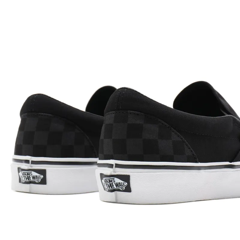 VANS Checkerboard Classic Slip-on Shoes (Black)