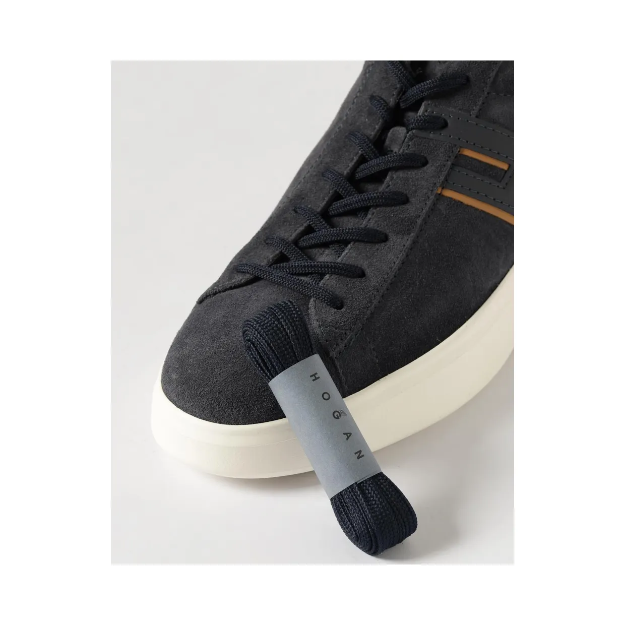 Hogan H580 Suede Sneakers Black (HXM5800DV42UHO828J) (3)