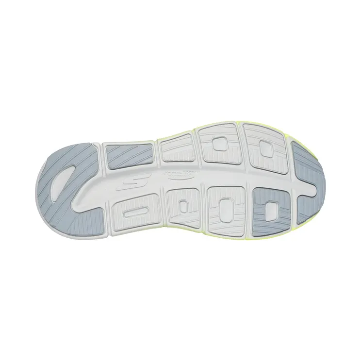 skechers-max-cushioning 220526_GYMT