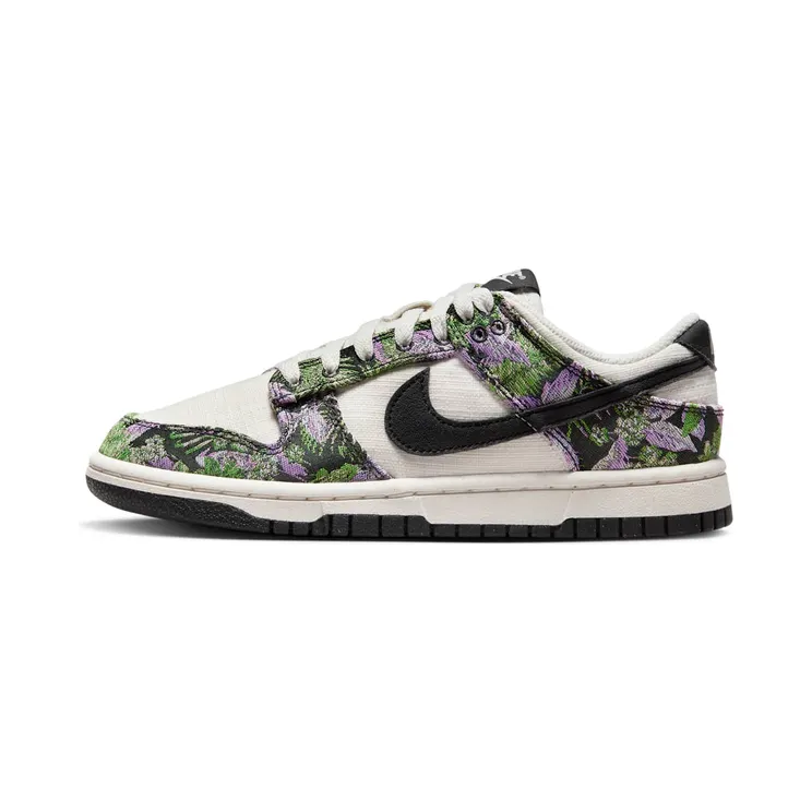 Nike DUNK LOW “Floral Tapestry” (FN7105-030)