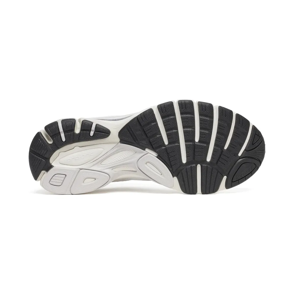 SAUCONY ProGrid Guide 7 “White / Black” (S70936-33)