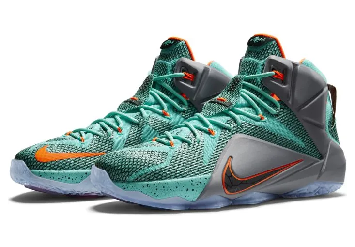 nike-lebron-12 684593-301