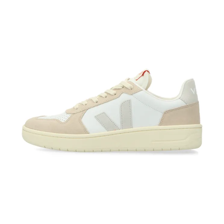 VEJA V-82 Grained Leather (extra white / natural / almond) – VE3320756