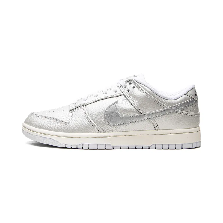 Nike Dunk Low “Metallic Silver” (DX3197-095)