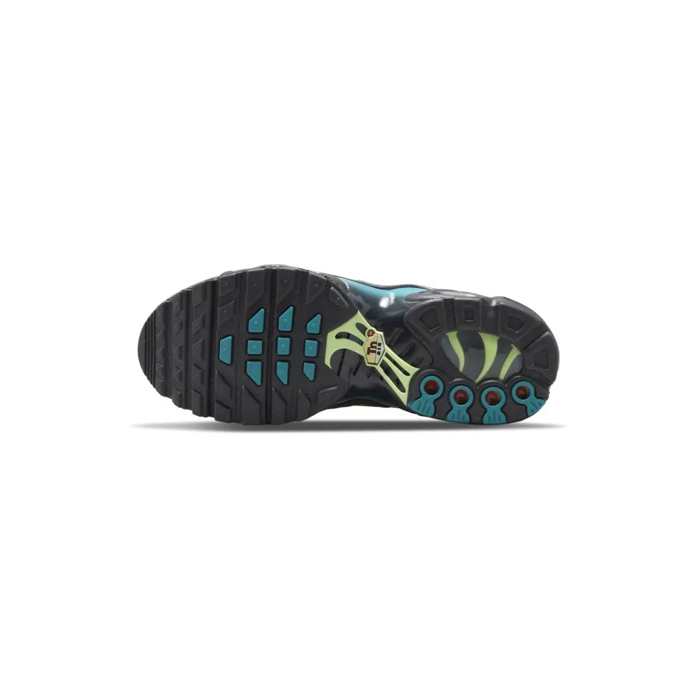 Nike Air Max Plus “Smoke Grey / Lime Glow / Off-Noir / Aquamarine” (DM3266-001)