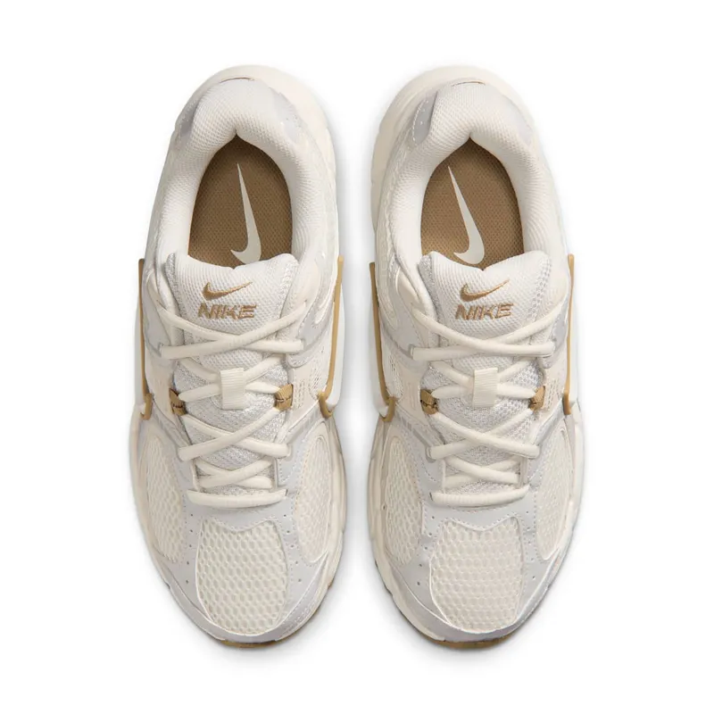 Nike V5 RNR Sail/Parachute Beige/Light Orewood Brown/Sail (HQ7901-115)
