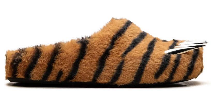 bravest-studios-sneaker BS95
