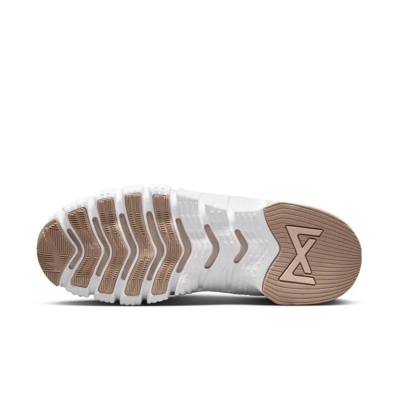 Nike Free Metcon 5 “Pink Oxford” (DV3950-600)