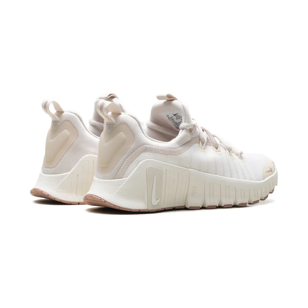 Nike Free Metcon 6 “Soft Pearl Pearl White Sail Particle Pink” (FJ7126-011)