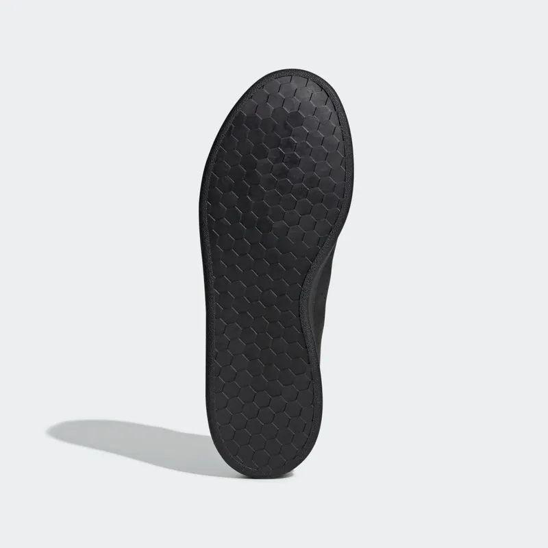 Adidas Advantage Base Core Black / Core Black / Grey Six (EE7693)