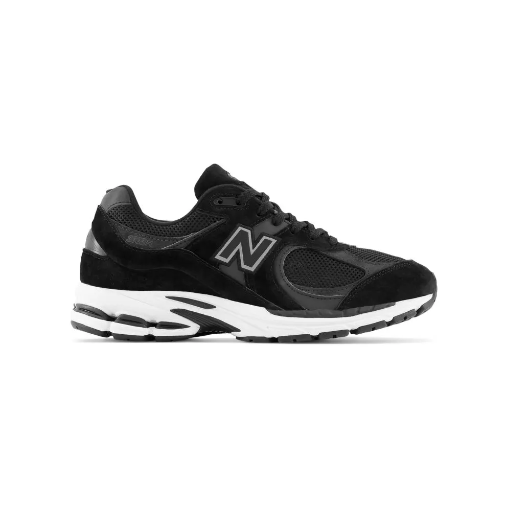 New Balance 2002R “Black / Gunmetal” (M2002RBK)