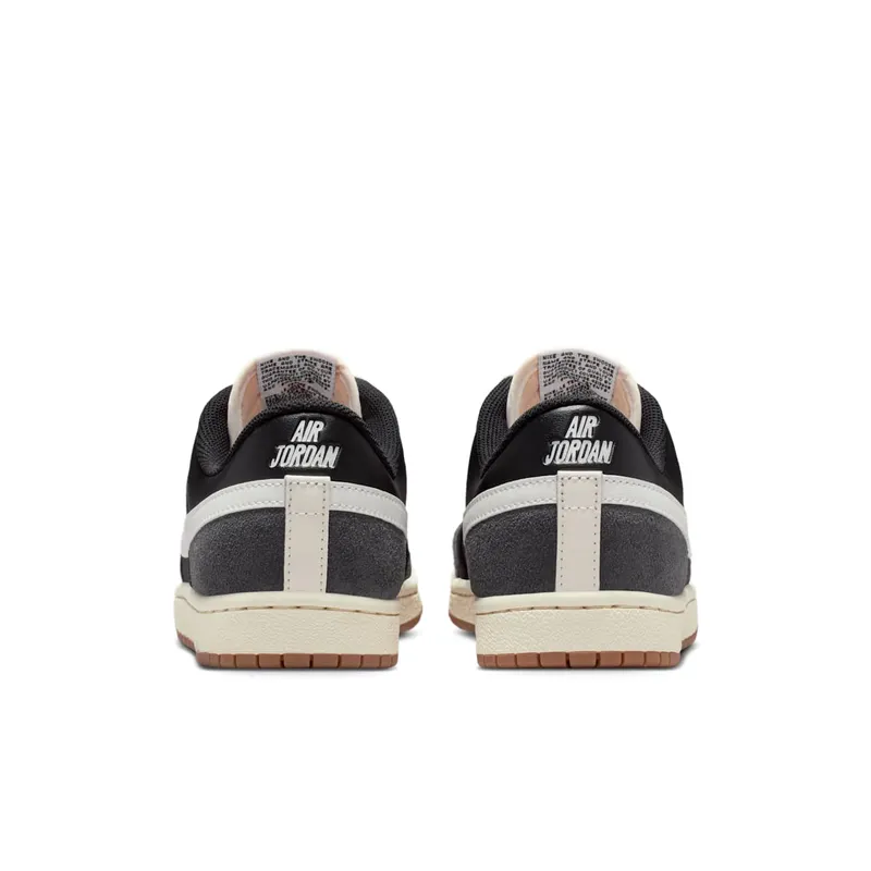 Air Jordan Skyline Low Black & Sail (IQ0704-001)