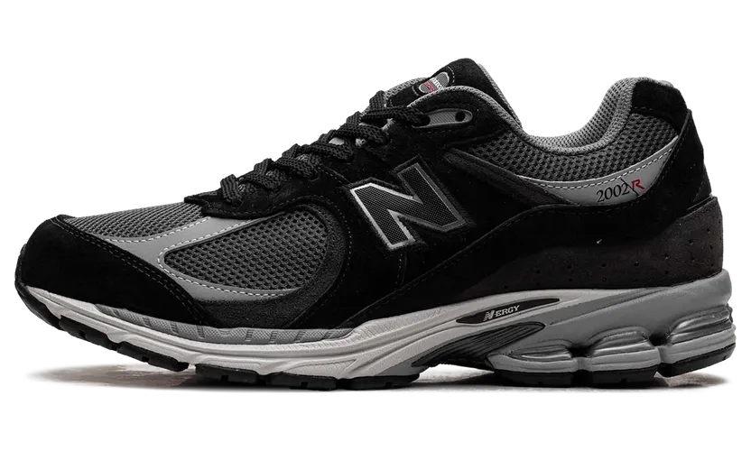 New Balance 2002R “Black/Grey” (U2002RC)