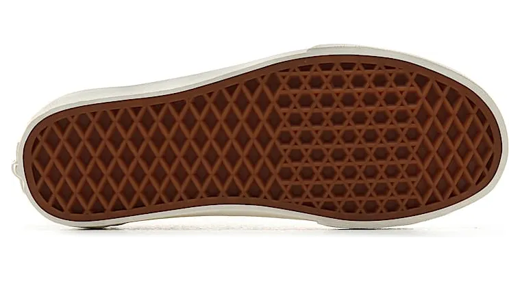 vans-style VN0A3MVLXMK