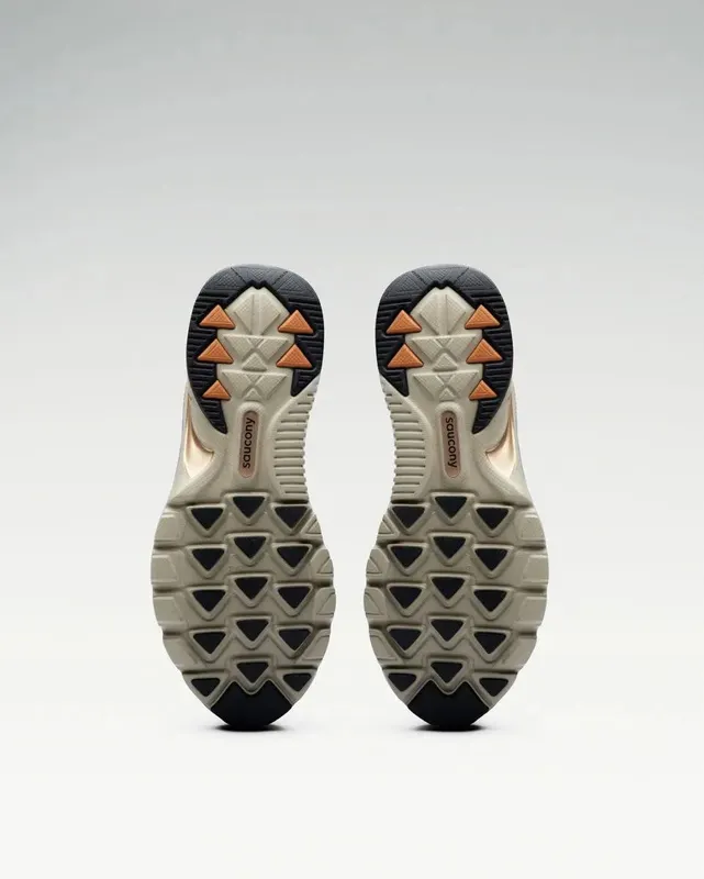SAUCONY Kinvara 1 S “Adobe / Flint” (S70917-1)