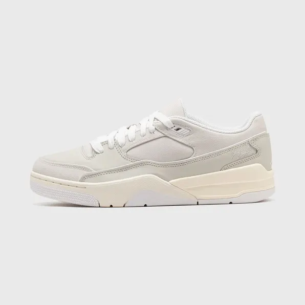 Jordan Flight Court “Gray” (IH4487072)