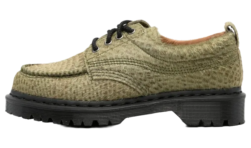 Dr Martens Lowell Hair On Leather Moc Toe “Olive Green – Pebble Emboss Hair On” (42836300)