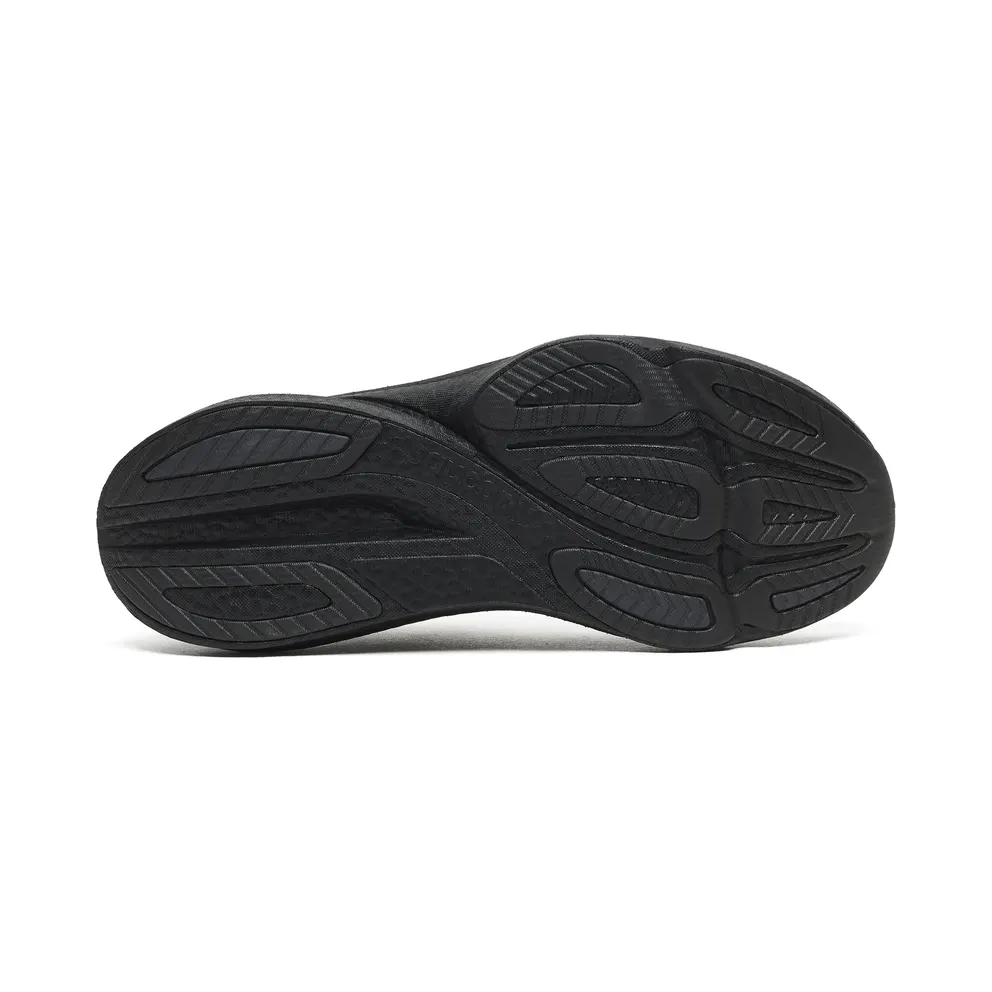 SAUCONY Endorphin Azura “Triple Black” (S101329-1044)